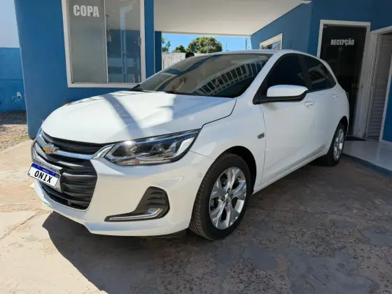 CHEVROLET ONIX 1.0 TURBO FLEX PREMIER AUTOMÁTICO CHEVROLET ONIX 1.0 TURBO FLEX PREMIER AUTOMÁTICO