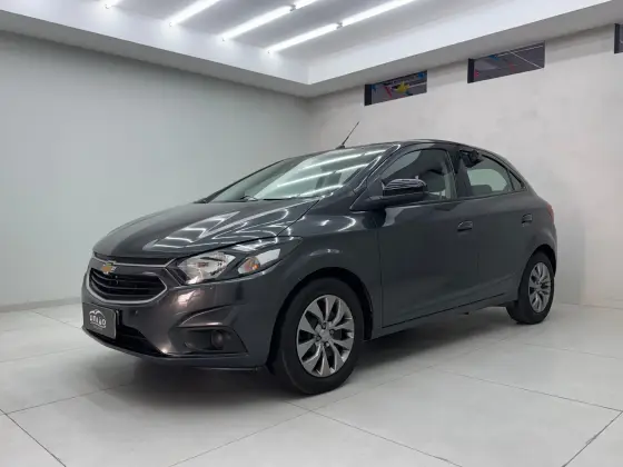 CHEVROLET ONIX 1.4 MPFI ADVANTAGE 8V FLEX 4P AUTOMÁTICO CHEVROLET ONIX 1.4 MPFI ADVANTAGE 8V FLEX 4P AUTOMÁTICO