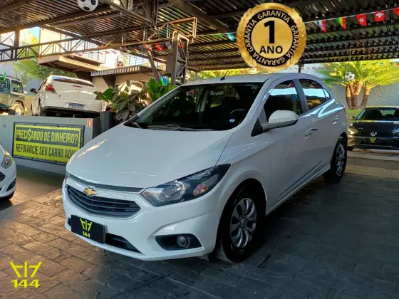CHEVROLET ONIX 1.4 MPFI LT 8V FLEX 4P MANUAL CHEVROLET ONIX 1.4 MPFI LT 8V FLEX 4P MANUAL