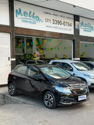 CHEVROLET ONIX 1.4 MPFI LT 8V FLEX 4P MANUAL CHEVROLET ONIX 1.4 MPFI LT 8V FLEX 4P MANUAL