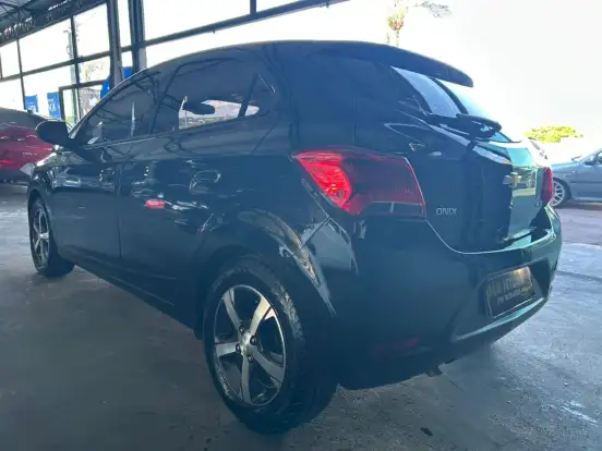 CHEVROLET-ONIX-1.4 MPFI LTZ 8V FLEX 4P MANUAL CHEVROLET-ONIX-2017
