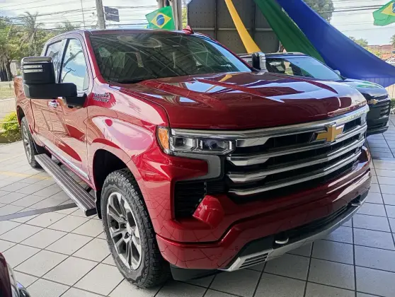 CHEVROLET SILVERADO 5.3 V8 GASOLINA 1500 HIGH COUNTRY 4X4 AUTOMÁTICO