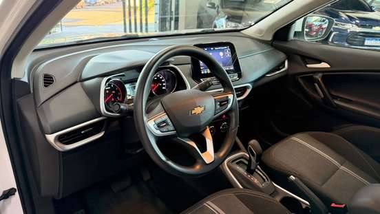 CHEVROLET-TRACKER-2024