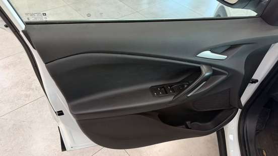 CHEVROLET-TRACKER-2024