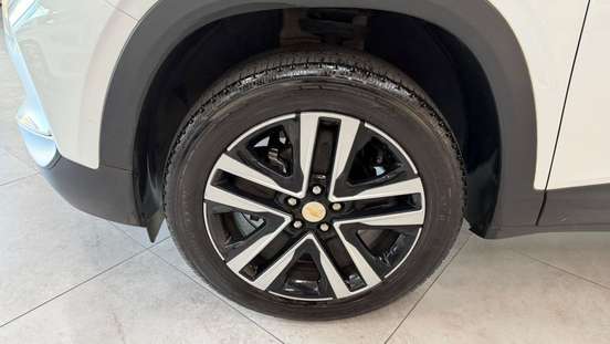 CHEVROLET-TRACKER-2024
