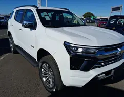 CHEVROLET TRAILBLAZER 2.8 16V TURBO DIESEL HIGH COUNTRY 7L 4X4 AUTOMÁTICO CHEVROLET TRAILBLAZER 2.8 16V TURBO DIESEL HIGH COUNTRY 7L 4X4 AUTOMÁTICO