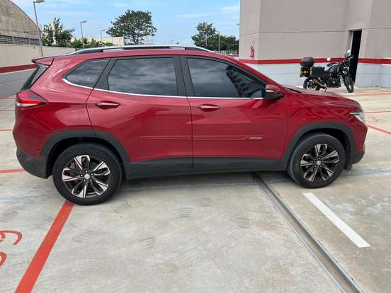 CHEVROLET-TRACKER-2020