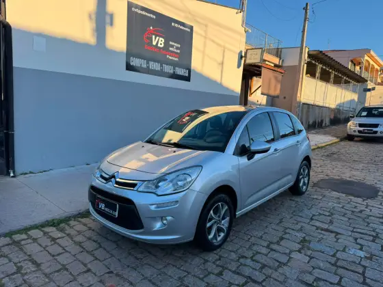 CITROËN C3 1.2 PURE TECH FLEX TENDANCE MANUAL CITROËN C3 1.2 PURE TECH FLEX TENDANCE MANUAL