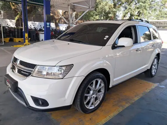 DODGE JOURNEY 3.6 RT V6 GASOLINA 4P AUTOMÁTICO