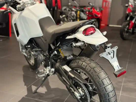 DUCATI-DESERT X DUCATI-DESERT X-2024