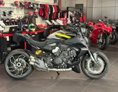 DUCATI DIAVEL V4 DUCATI DIAVEL V4