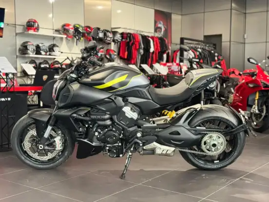 DUCATI-DIAVEL V4 DUCATI-DIAVEL V4-2025
