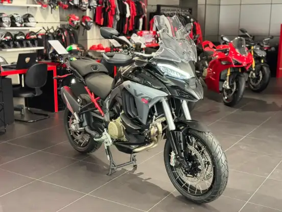 DUCATI-MULTISTRADA 1200 V4 S DUCATI-MULTISTRADA 1200 V4 S-2025