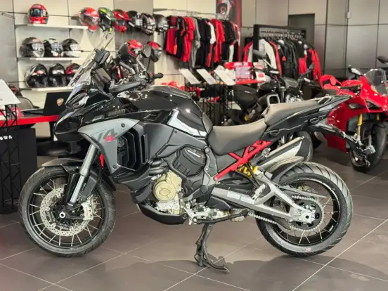DUCATI-MULTISTRADA 1200 V4 S-2025