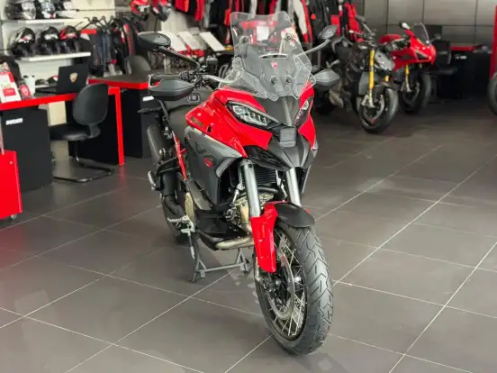 DUCATI-MULTISTRADA 1200 V4 S DUCATI-MULTISTRADA 1200 V4 S-2025