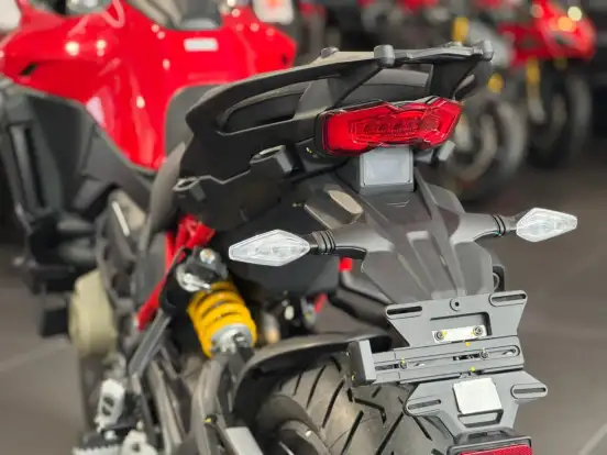 DUCATI-MULTISTRADA 1200 V4 S DUCATI-MULTISTRADA 1200 V4 S-2025