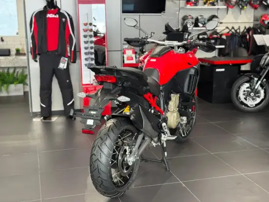 DUCATI-MULTISTRADA 1200 V4 S-2025