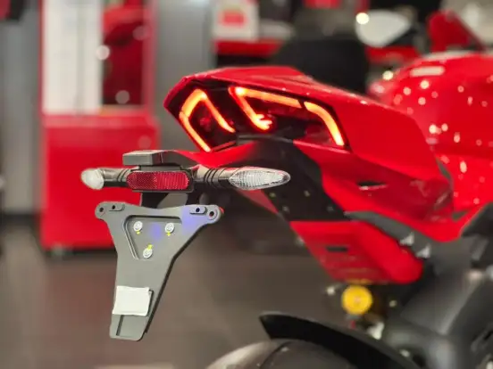 DUCATI-PANIGALE V4 S DUCATI-PANIGALE V4 S-2025
