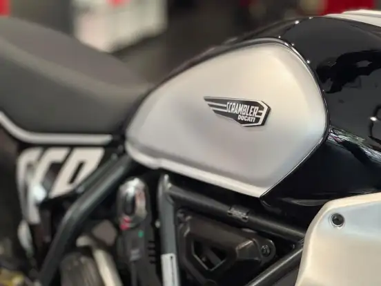DUCATI-SCRAMBLER ICON-2024