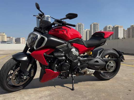 DUCATI-DIAVEL V4 DUCATI-DIAVEL V4-2025