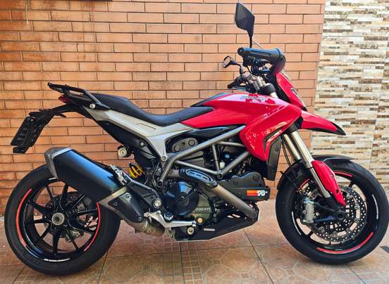 DUCATI-HYPERSTRADA 821-2015