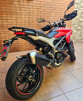 DUCATI-HYPERSTRADA 821-2015