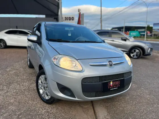 FIAT PALIO 1.0 MPI ATTRACTIVE 8V FLEX 4P MANUAL FIAT PALIO 1.0 MPI ATTRACTIVE 8V FLEX 4P MANUAL