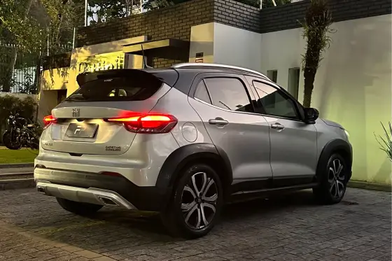 FIAT PULSE 1.0 TURBO 200 FLEX IMPETUS CVT FIAT PULSE 1.0 TURBO 200 FLEX IMPETUS CVT