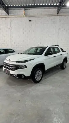 FIAT TORO 1.8 16V EVO FLEX FREEDOM AT6 FIAT TORO 1.8 16V EVO FLEX FREEDOM AT6