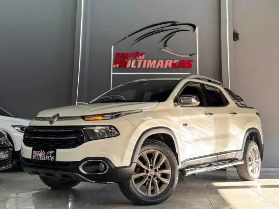 FIAT TORO 2.0 16V TURBO DIESEL RANCH 4WD AT9 FIAT TORO 2.0 16V TURBO DIESEL RANCH 4WD AT9