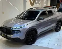 FIAT TORO 2.0 16V TURBO DIESEL ULTRA 4WD AT9 FIAT TORO 2.0 16V TURBO DIESEL ULTRA 4WD AT9