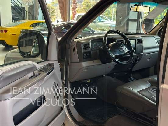 FORD-F-250-4.2 XLT 4X2 CS TURBO DIESEL 2P MANUAL FORD-F-250-2001