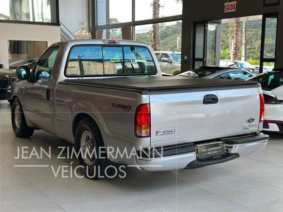 FORD-F-250-4.2 XLT 4X2 CS TURBO DIESEL 2P MANUAL FORD-F-250-2001