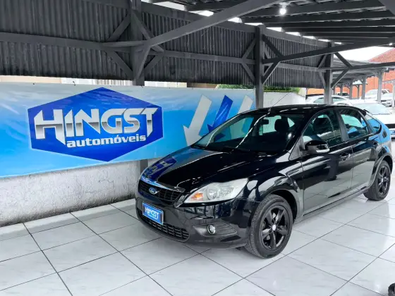 FORD FOCUS 1.6 GLX 8V FLEX 4P MANUAL FORD FOCUS 1.6 GLX 8V FLEX 4P MANUAL