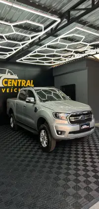 FORD RANGER 3.2 LIMITED 4X4 CD 20V DIESEL 4P AUTOMÁTICO FORD RANGER 3.2 LIMITED 4X4 CD 20V DIESEL 4P AUTOMÁTICO