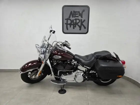 HARLEY-DAVIDSON SOFTAIL HERITAGE CLASSIC 114 HARLEY-DAVIDSON SOFTAIL HERITAGE CLASSIC 114