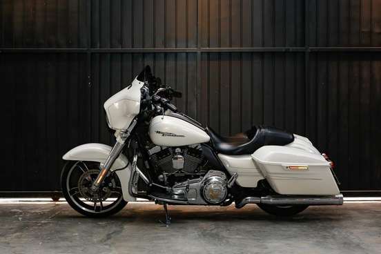 HARLEY-DAVIDSON-STREET GLIDE SPECIAL HARLEY-DAVIDSON-STREET GLIDE SPECIAL-2014