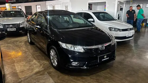 HONDA CIVIC 1.8 EXS 16V FLEX 4P AUTOMÁTICO HONDA CIVIC 1.8 EXS 16V FLEX 4P AUTOMÁTICO