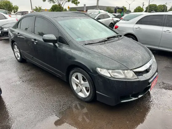 HONDA CIVIC 1.8 LXS 16V FLEX 4P AUTOMÁTICO