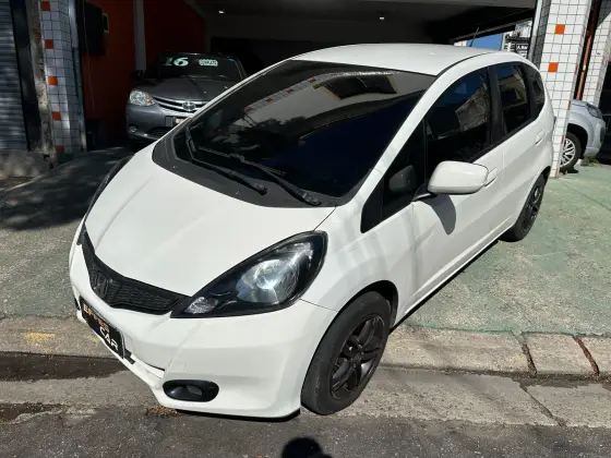 HONDA FIT 1.4 CX 16V FLEX 4P AUTOMÁTICO HONDA FIT 1.4 CX 16V FLEX 4P AUTOMÁTICO