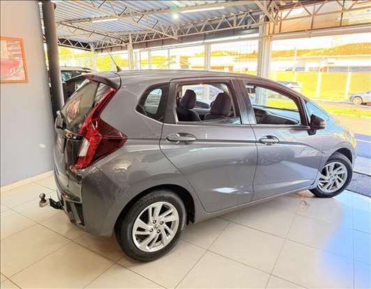 HONDA-FIT-2016