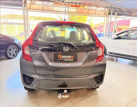 HONDA-FIT-2016