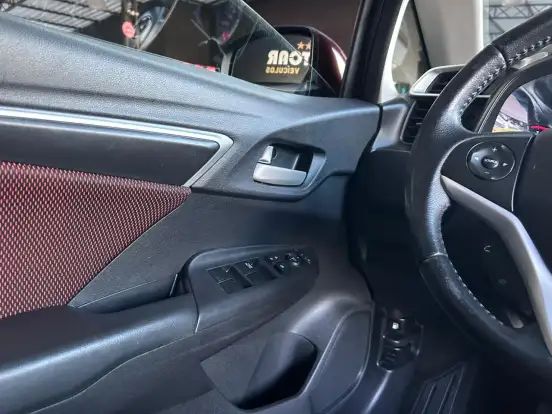 HONDA-WR-V-2017