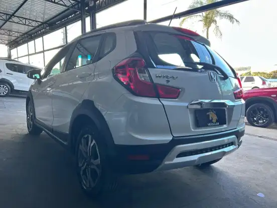 HONDA-WR-V-2017