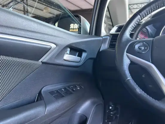 HONDA-WR-V-2017