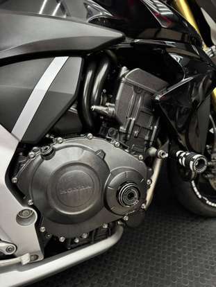 HONDA-CB 1000R-2014