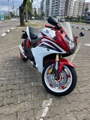 HONDA-CBR 600F-2012