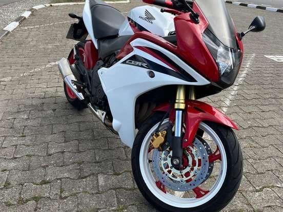 HONDA-CBR 600F HONDA-CBR 600F-2012