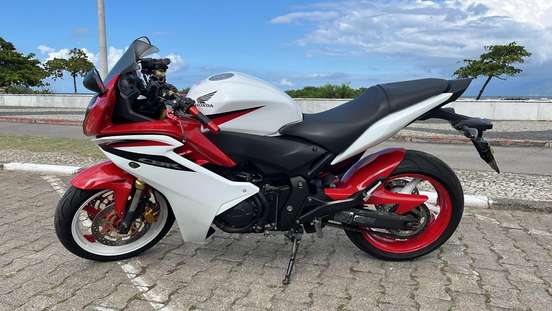 HONDA-CBR 600F-2012
