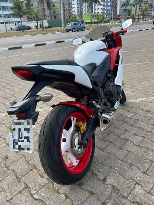 HONDA-CBR 600F-2012